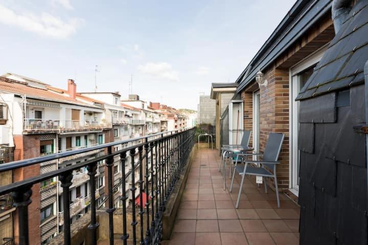 Appartamento Luminoso Atico en San-Sebastián + Wifi San Sebastián Esterno foto